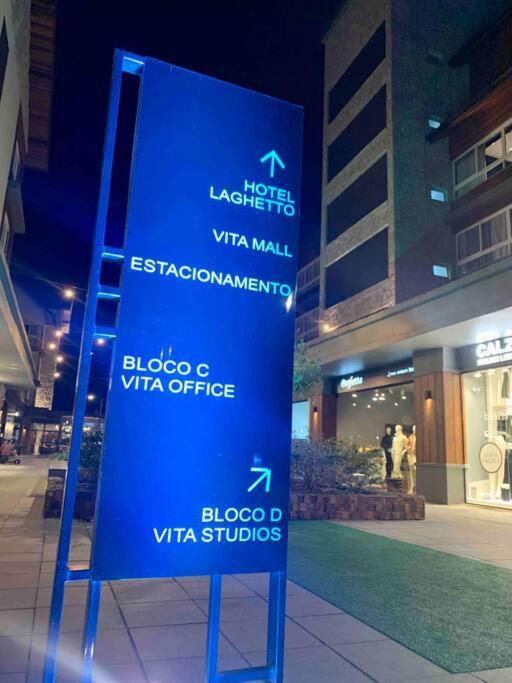 Gramado Centro Ao Lado Das Compras E Rua Coberta Vita Экстерьер фото